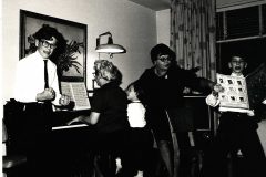 1966-DanLillianJuliaLilEric-Thanksgiving